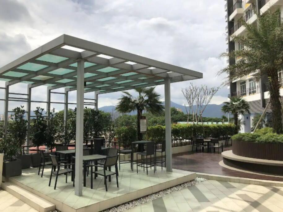 Ipoh City Centre Majestic Homestay Pool View 3 Mins Walking To Famous Food Places & 15Mins To Old Town Ipoh By Happy Homestay 外观 照片